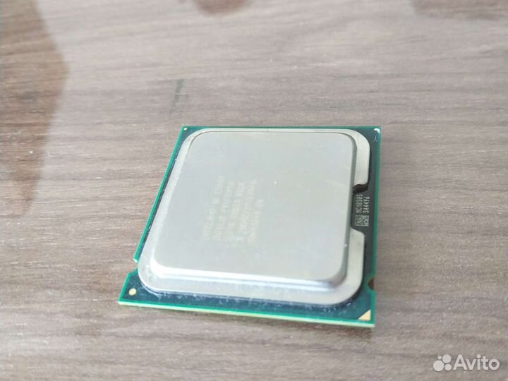 Процессор Intel Pentium E5800