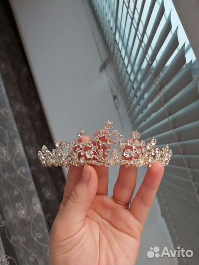 Свадебная диадема