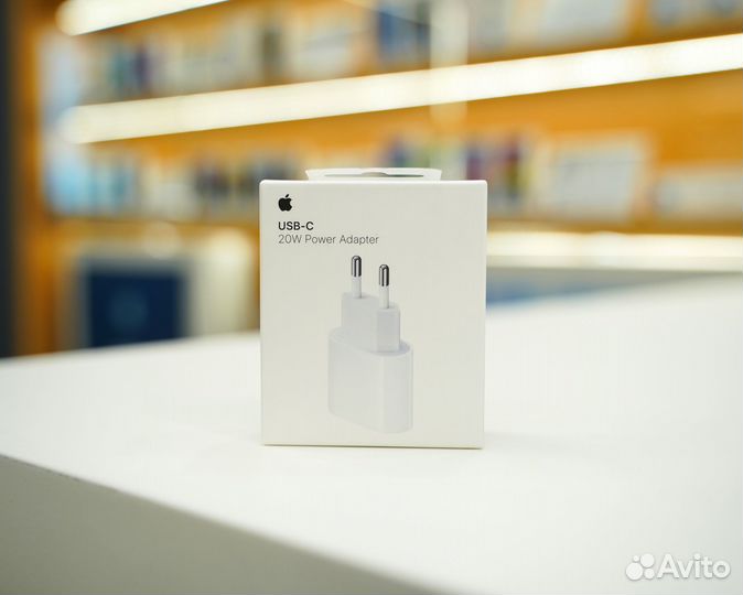Адаптер Apple 20W