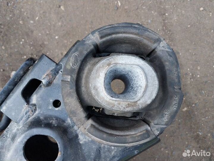 Балка подвески задняя Land Rover Discovery L462