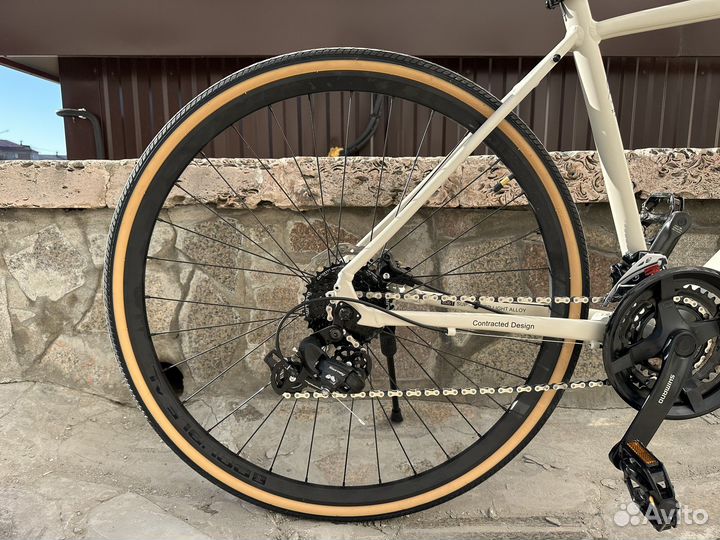 Новый гравийник 700х35C на гидравлике