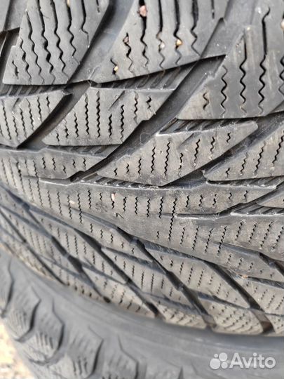 Nokian Tyres Hakkapeliitta R2 245/50 R18