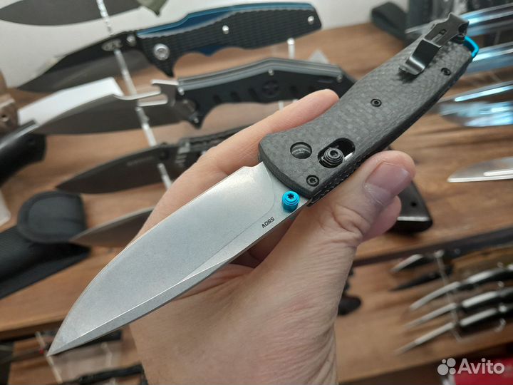 Нож складной Benchmade Bugout 535, Карбон