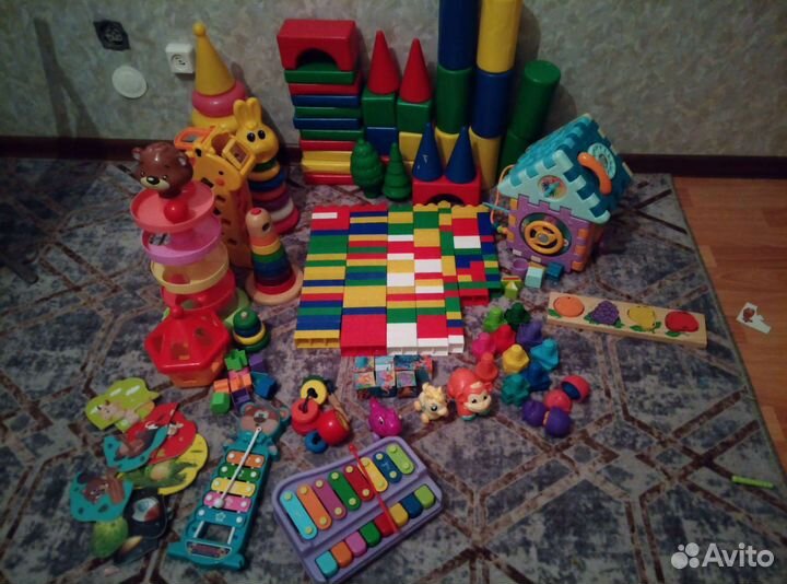 Развивающие игрушки