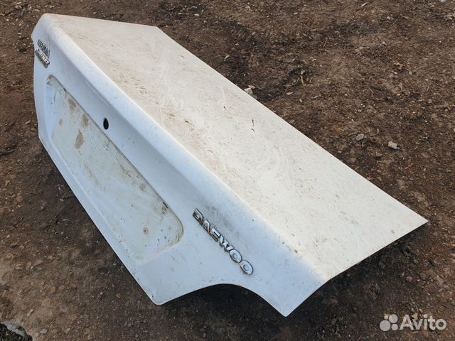 Крышка багажника daewoo nexia 150 n150 нексия бела