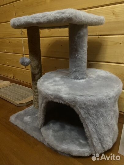 Домик для кошки с когтеточкой новый