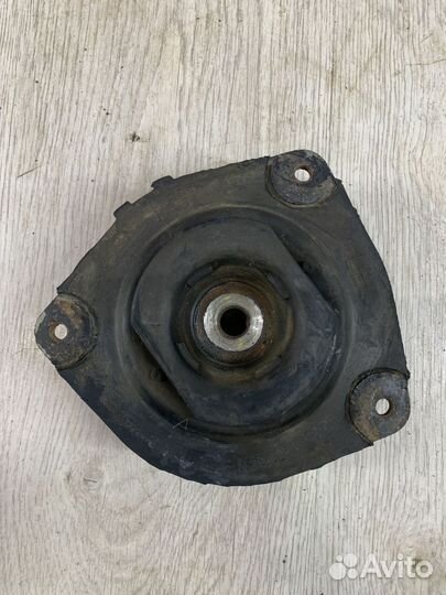 Опора стойки Nissan note E11 Лев, Прав