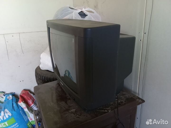 Телевизор samsung