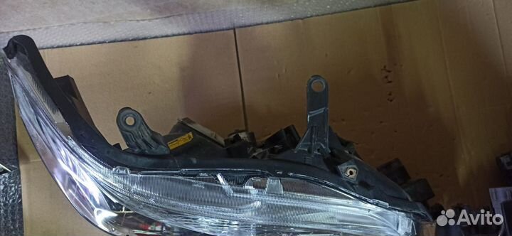Фара левая правая lexus GX460 J Лексус адаптив