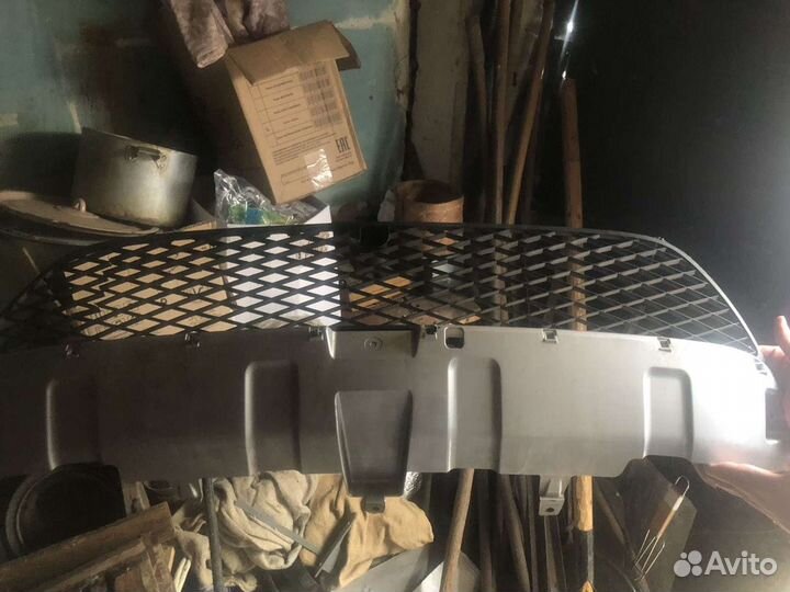 Передняя решетка бампера Аутлендер XL