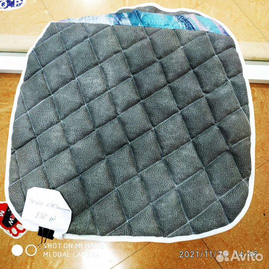 Сидушки, чехлы новые на стулья и табуретки