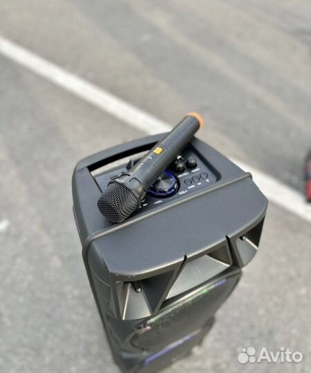 Колонка (блютуз, с микрофоном )