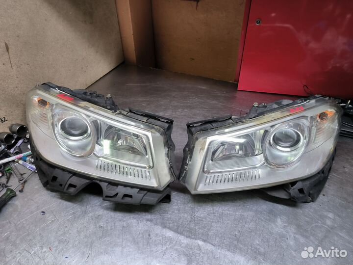 Renault Megane 2 фара правая левая Valeo