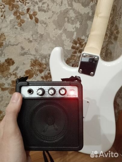 Электрогитара с комбиком