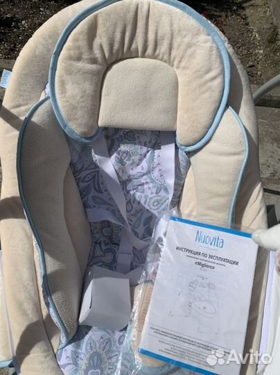 Шезлонг-качеля