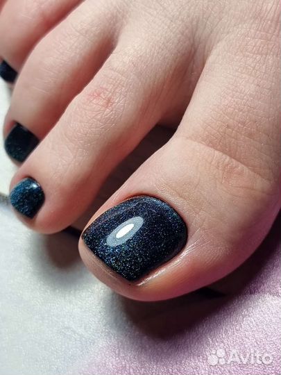 Маникюр и педикюр