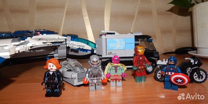 2 набора лего Marvel Super Heroes