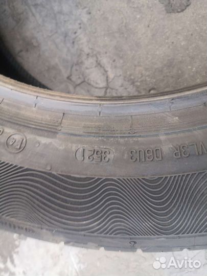 Continental ContiPremiumContact 5 215/55 R17 94V