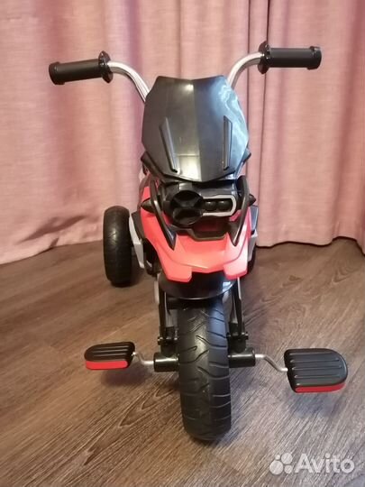 Трёхколёсный детский велосипед BMW