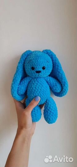 Вязаный заяц