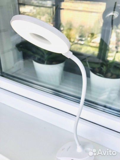 Кольцевая лампа светодиодная