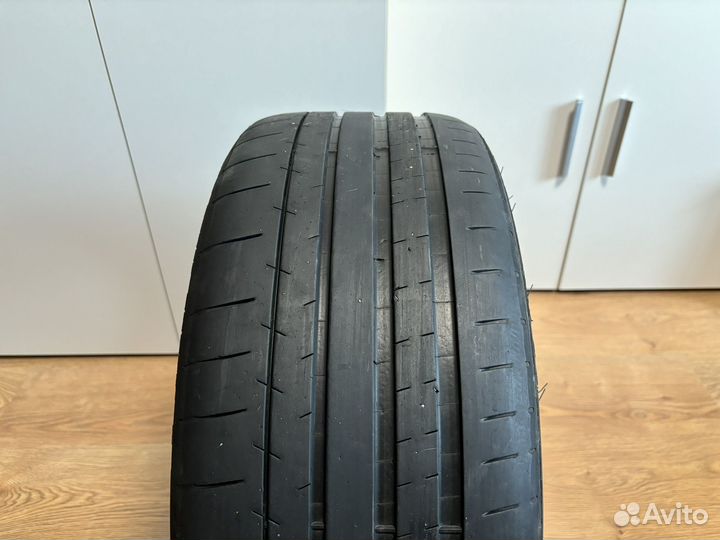 Michelin Pilot Super Sport 225/40 R18