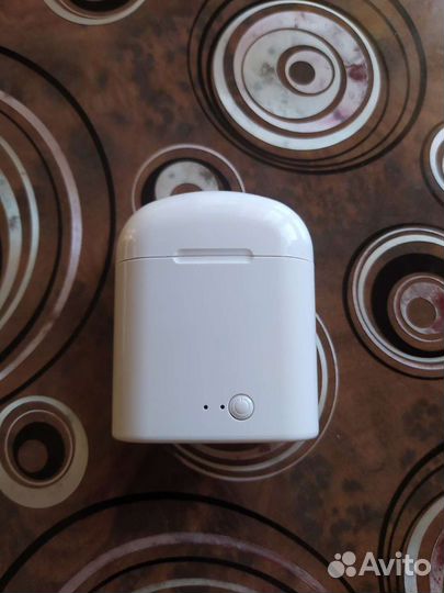 Беспроводной наушник с кейсом