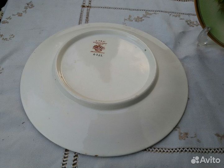 Блюда и тарелки с птицами. Фарфор. Англия