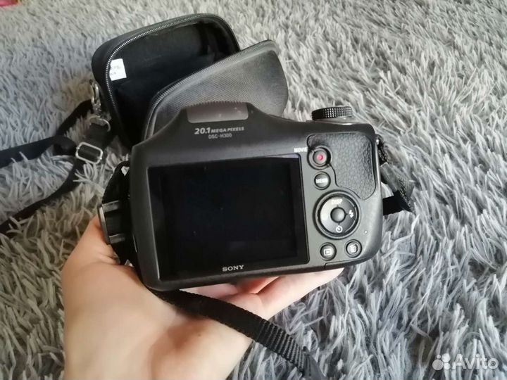 Цифровой фотоаппарат sony