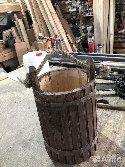 Мастер по дереву