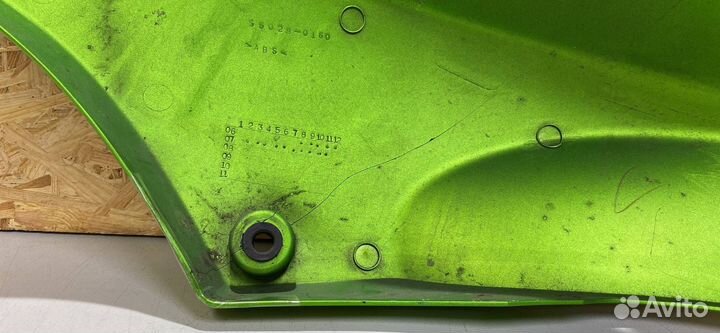 Боковина пластиковая прав. Kawasaki