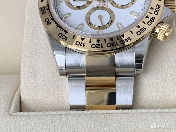 Новые часы Rolex Daytona