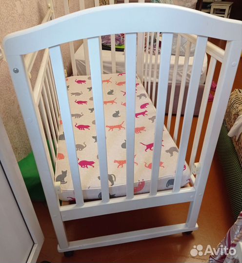 Кроватка детская