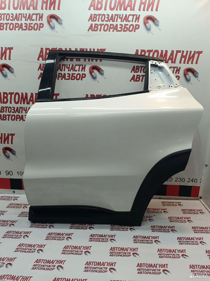 Дверь задняя левая Чанган Уни-Т Uni T