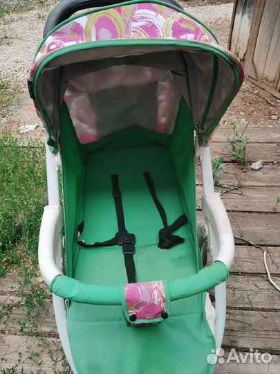 Прогулочная коляска трость