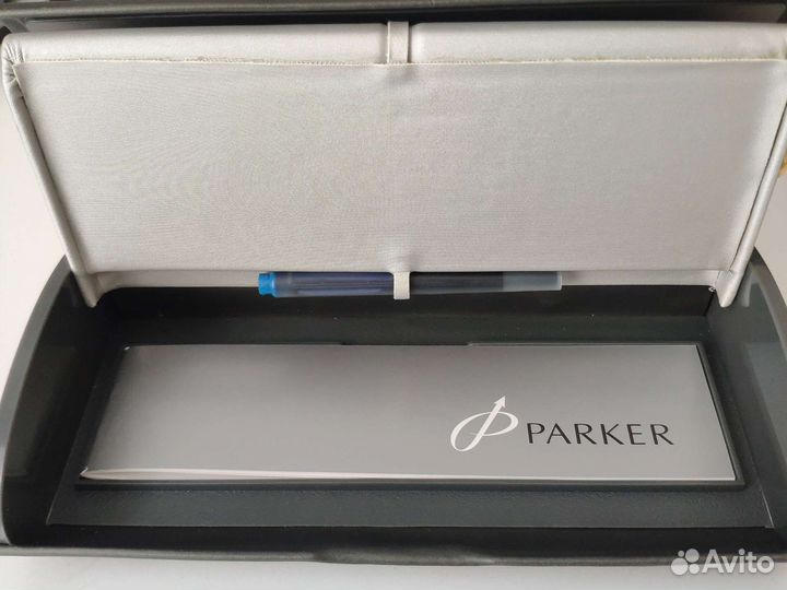 Ручка перьевая Parker Sonnet красный лак