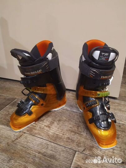 Горнолыжные ботинки dalbello