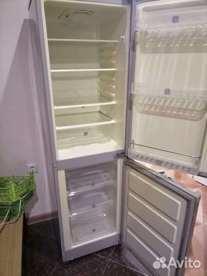 Холодильник samsung