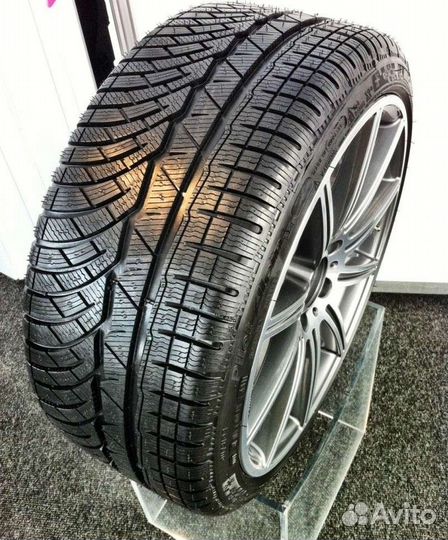 Michelin Pilot Alpin PA4 265/35 R19
