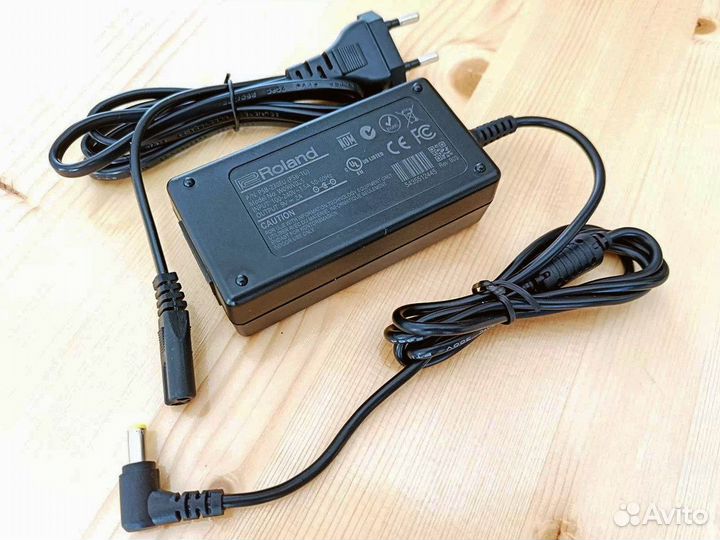 Блок питания для Roland GT-10, GT-10B 9V 2A PSB-1U