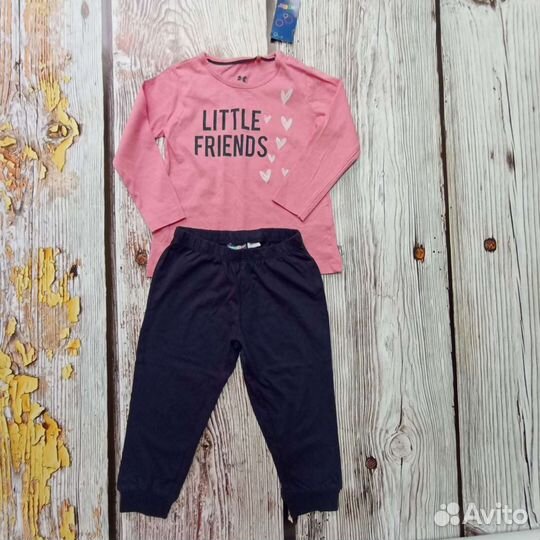 Одежда новая для девочки 98