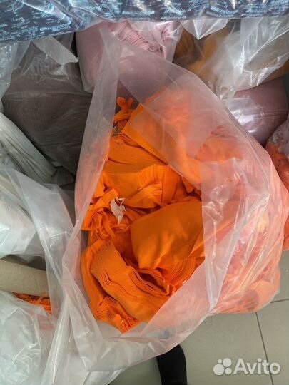 Обрезки ткани и кроя, хлопковая ветошь