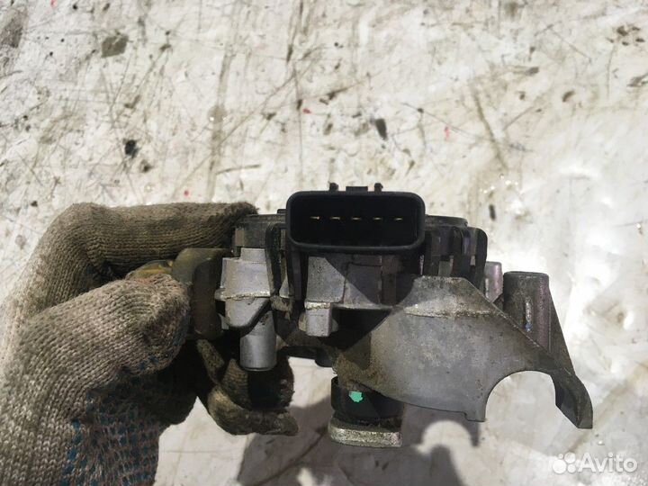 Моторчик стеклоочистителя передний (Renault Logan)