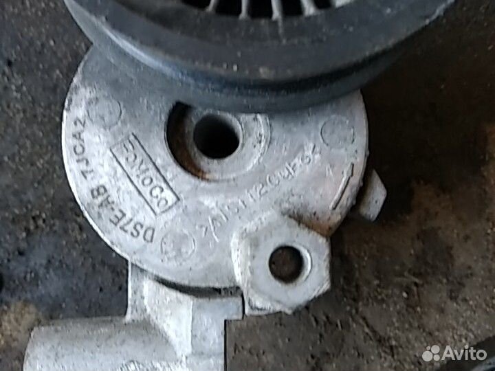 Ролики Ford Kuga 2 2.5