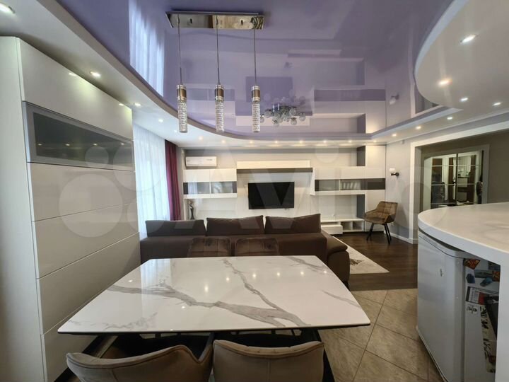 3-к. квартира, 103 м², 1/10 эт.