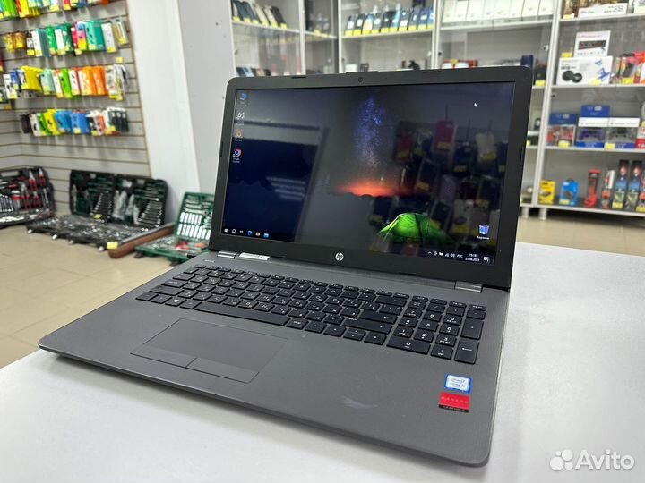 Ноутбук Core i3-6006U 2.00GHz Ram 8gb