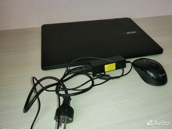 Acer Aspire ES1-531-P10A