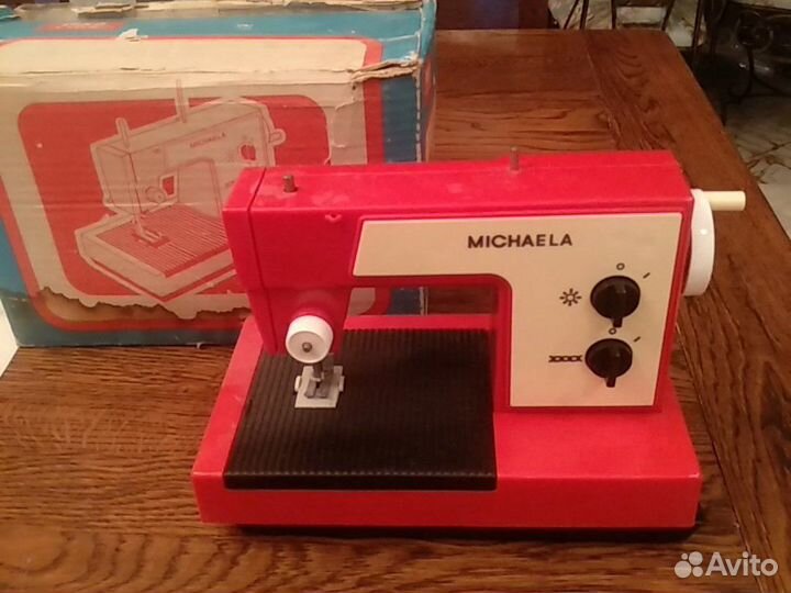 Детская швейная машинка Михаэла гдр
