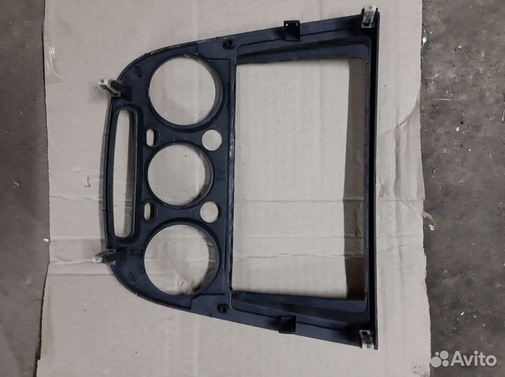 Консоль магнитолы субару импреза