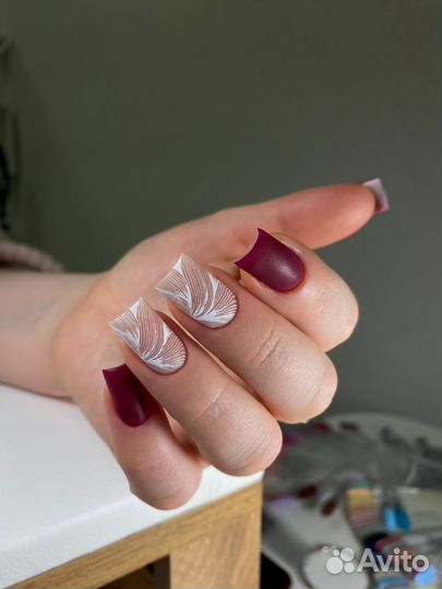 Маникюр с покрытием гель лак